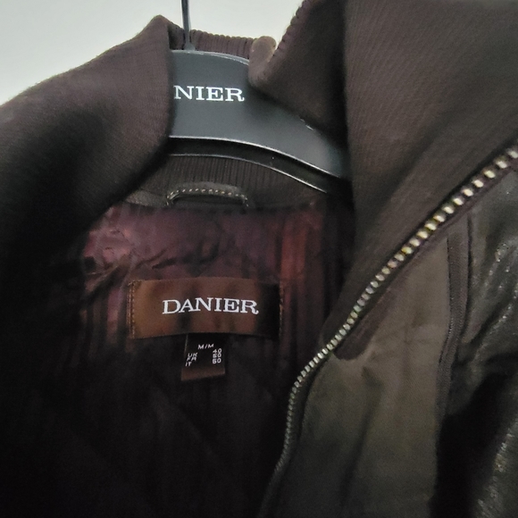 Winter jacket - Picture 2 of 6